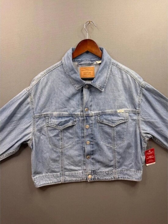 Jackets & Blazers - Levi Strauss Signature Easy Trucker Jacket Womens Light Wash Denim Relaxed L